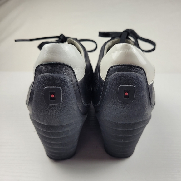 Tsubo Women Sneakers - Picture 6 of 6